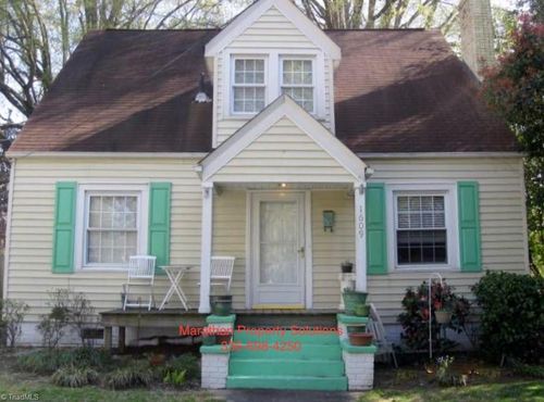 1609 Cobb St, Greensboro, NC, 27403-2304 | Card Image