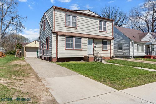 14725 Agnes Ave, Eastpointe, MI, 48021-2881 | Card Image