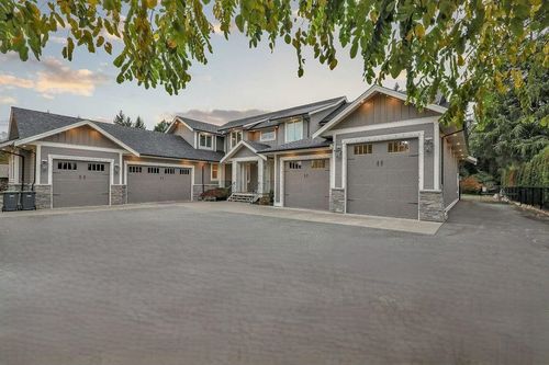 23461 50 Ave, Langley, BC, V2Z2S7 | Card Image