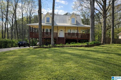 210 Crawford Dr, SPRINGVILLE, AL, 35146-6445 | Card Image