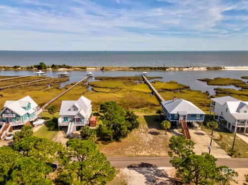 394 Albright Dr, Dauphin Island, AL, 36528-4607 | Card Image