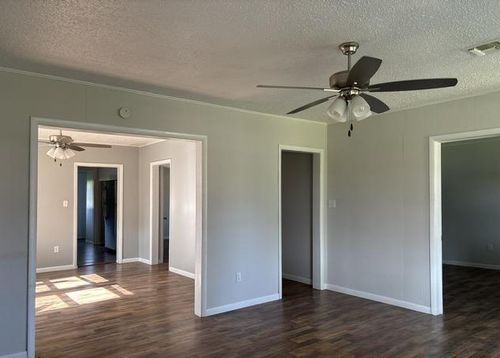 235 W Polk St, Mangum, OK, 73554-2837 | Card Image