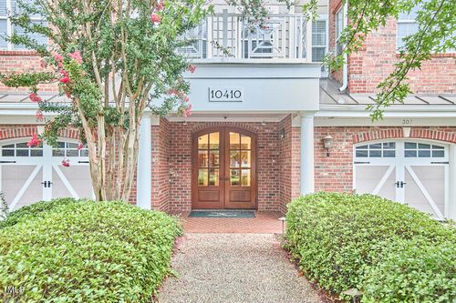 105-10410 Rosegate Court, Raleigh, NC, 27617 | Card Image