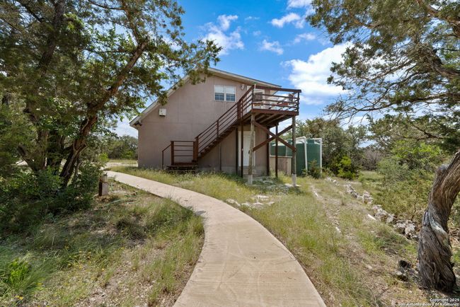 388 Oak Trl, House other with 3 bedrooms, 5 bathrooms and null parking in Pipe Creek TX | Image 37