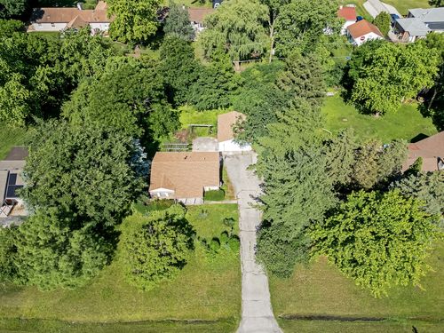 5736 Willow Springs Rd, La Grange Highlands, IL, 60525-3477 | Card Image