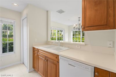 910 - 9465 Ivy Brook Run, Townhouse with 3 bedrooms, 2 bathrooms and null parking in Fort Myers FL | Image 3