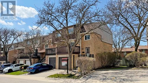 14 Dunkeld Way, Markham (Royal Orchard), ON, L3T4Y9 | Card Image