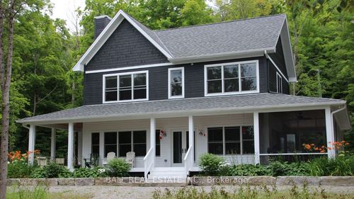 3174 + 3170 Spring Lane E, Selwyn, ON, K0L2H0 | Card Image