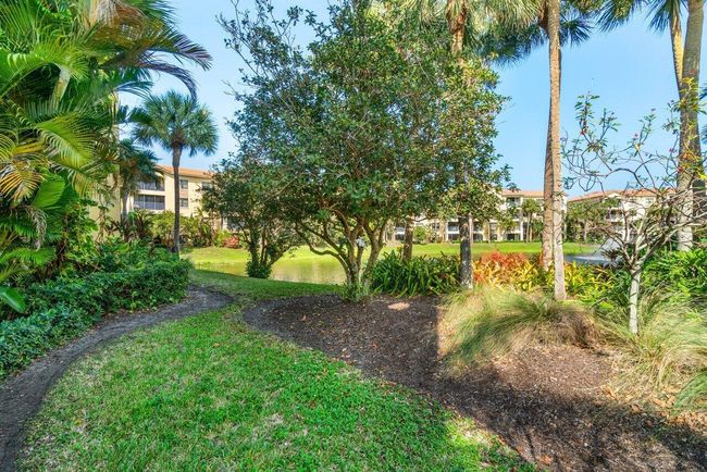 APT-401 - 300 Uno Lago Dr, Condo with 3 bedrooms, 2 bathrooms and null parking in Juno Beach FL | Image 32