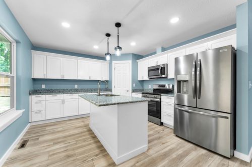 146 Mound St, Forsyth, MO, 65653-5201 | Card Image