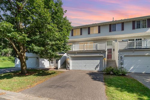 378 Gironde Ct, Woodbury, MN, 55125-4400 | Card Image
