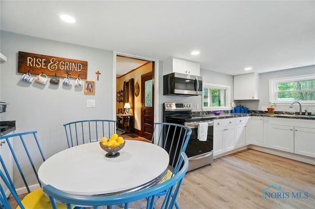 7438 Yawberg Rd, House other with 3 bedrooms, 1 bathrooms and null parking in Whitehouse OH | Image 11