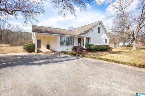691 Marble City Heights Cir, Sylacauga, AL, 35150-8429 | Card Image