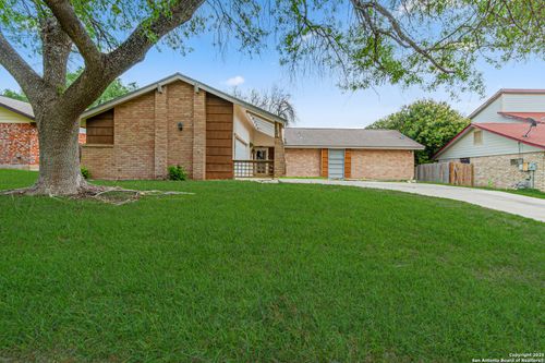 13018 Larkyorke St, San Antonio, TX, 78233-5023 | Card Image