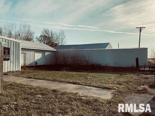 13810 Round Grove Rd, Home with 0 bedrooms, 0 bathrooms and 5 parking in MORRISON IL | Image 11