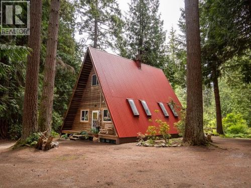 10147 Serendipity Rd, Powell River, BC, V8A0P6 | Card Image