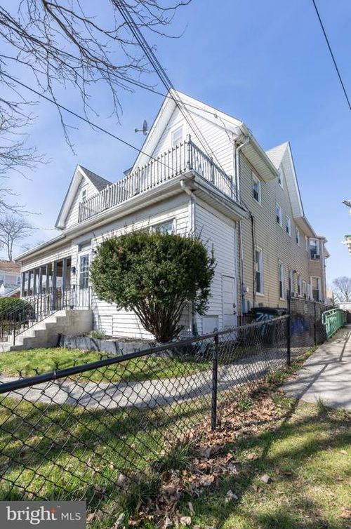 705 Collings Ave, OAKLYN, NJ, 08107-2062 | Card Image