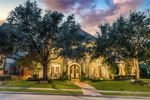 6479 Bluffview Dr, Frisco, TX, 75034-7257 | Card Image