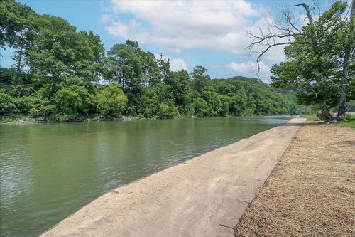 2630 Steadmantown Ln, Frankfort, KY, 40601-8711 | Card Image