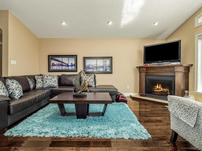 208 Mt Sunburst Place W, House other with 4 bedrooms, 3 bathrooms and 4 parking in Lethbridge AB | Image 16