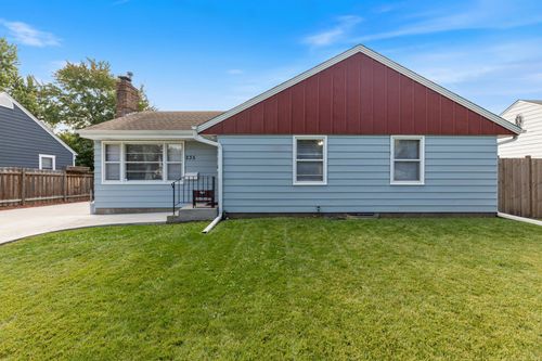 235 9th St S, South Saint Paul, MN, 55075-3017 | Card Image