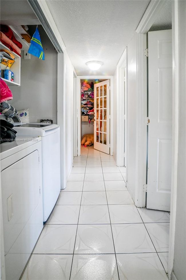 APT-601 - 4164 Inverrary Dr, Condo with 2 bedrooms, 2 bathrooms and null parking in Lauderhill FL | Image 22
