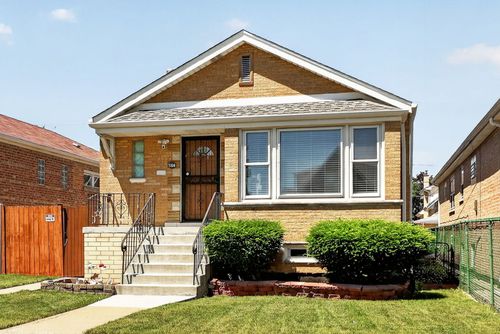 5328 S Melvina Ave, Chicago, IL, 60638-2618 | Card Image