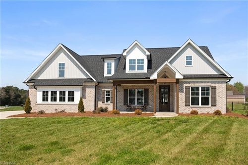 162 Meeting House Ln, Advance, NC, 27006-7671 | Card Image
