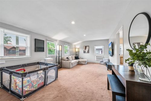 2-43 220th Pl, Bayside, NY, 11361-3646 | Card Image