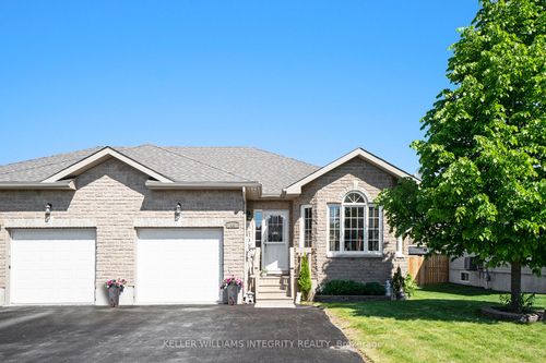 44 Av Lee, Smiths Falls, ON, K7A0A2 | Card Image