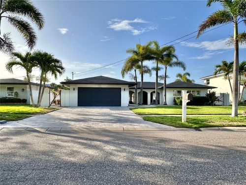 320 Palm Is Ne, CLEARWATER BEACH, FL, 33767-1930 | Card Image