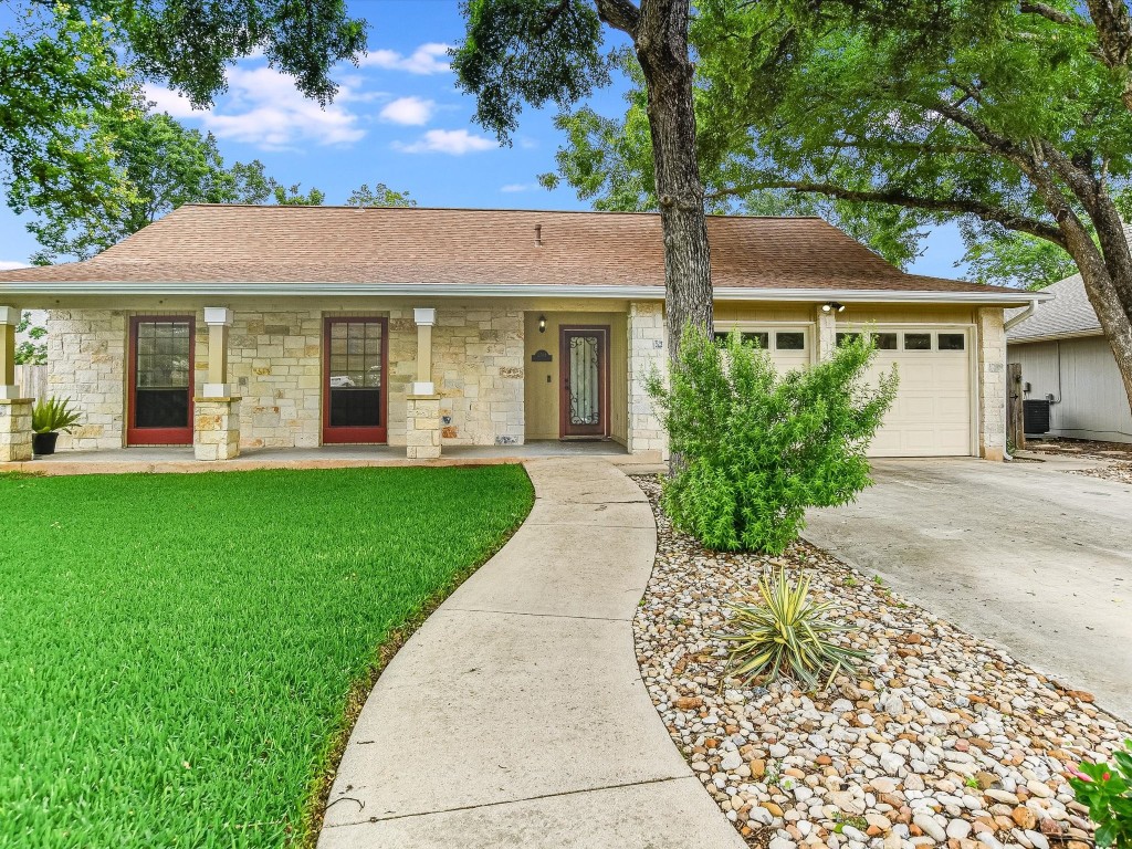 Hopewell Ct, Leander, TX 78641