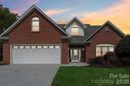 2005 Pinefield Ct, Gastonia, NC, 28056-7516 | Card Image