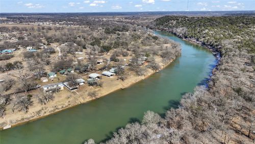 133 Chavez Trl, Weatherford, TX, 76087-7027 | Card Image