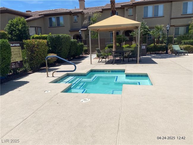 UNIT-202 - 10190 Deerfield Beach Ave, Condo with 2 bedrooms, 2 bathrooms and null parking in Las Vegas NV | Image 32