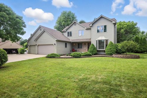 2824 Burton Drive, Waukesha, WI, 53188 | Card Image