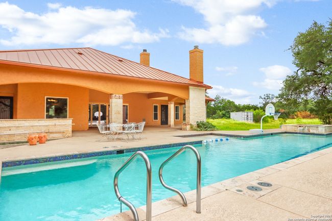 2900 Rimrock Dr, House other with 2 bedrooms, 4 bathrooms and null parking in Spring Branch TX | Image 47