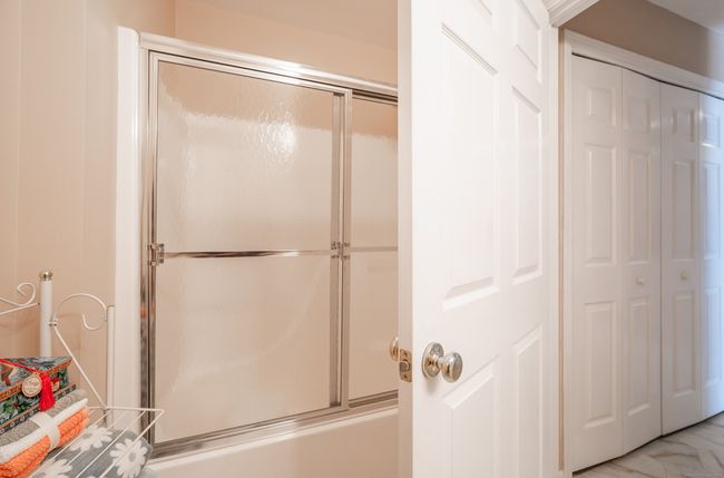 86 - 86 Haley Ln, Condo with 2 bedrooms, 2 bathrooms and null parking in Sandy Hook CT | Image 19