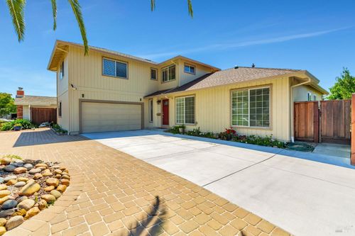 99 San Benito Way, Novato, CA, 94945-1604 | Card Image