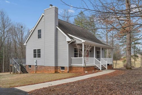 2064 Parker Road, Bedford, VA, 24523 | Card Image