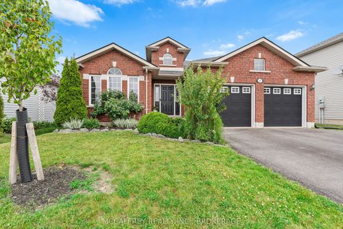 37 Kanvers Way, Napanee, ON, K7R3X6 | Card Image