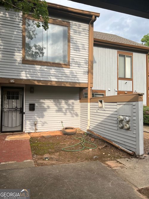 95 Willowick Dr, Lithonia, GA, 30038-1700 | Card Image