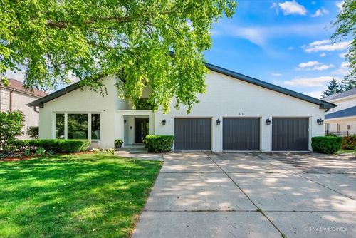 3713 Vantage Ln, Glenview, IL, 60026-1315 | Card Image