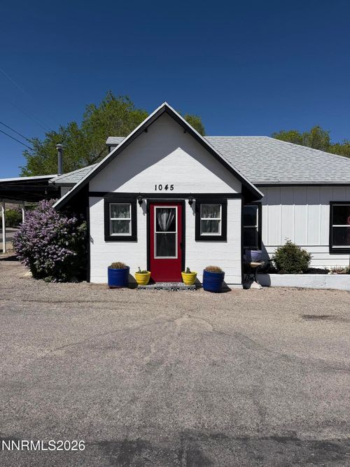1045 W Tonopah Ave, Tonopah, NV, 89049-1941 | Card Image