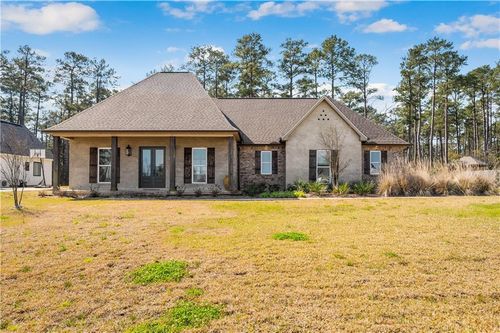 4000 Bridlewood Cv, Woodworth, LA, 71485-3201 | Card Image