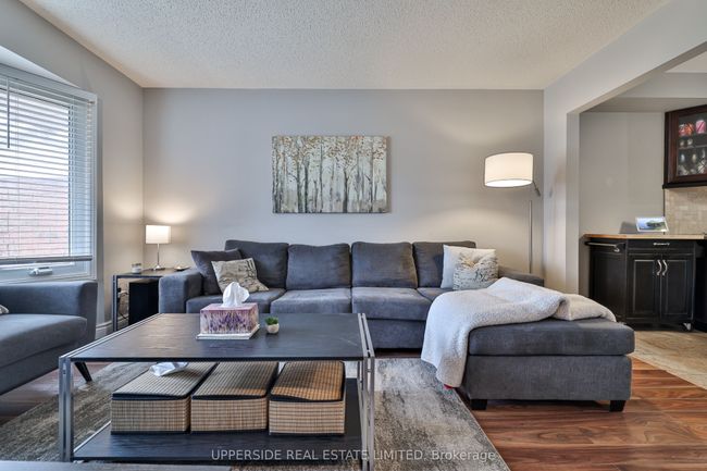 69 Janedale Cres, House other with 3 bedrooms, 2 bathrooms and 3 parking in Whitby ON | Image 7