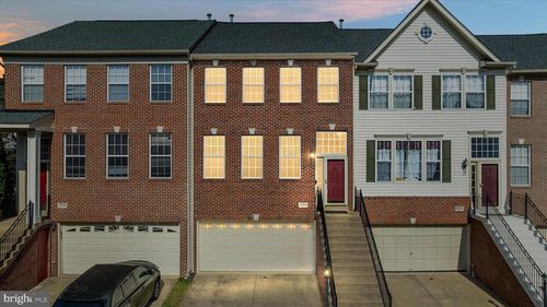 21050 Roaming Shores Ter, ASHBURN, VA, 20147-3208 | Card Image