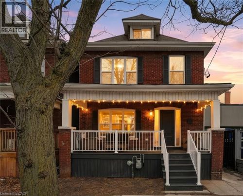 305 Cannon St E, Hamilton, ON, L8L2B7 | Card Image