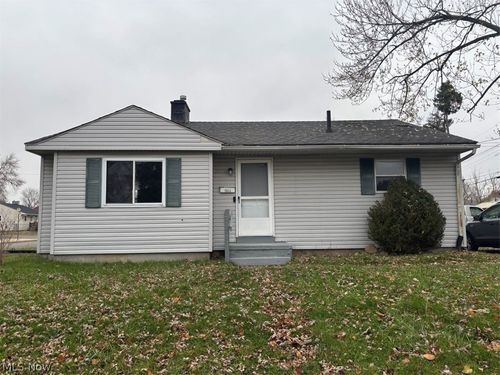 1820 Midway Ave Ne, Canton, OH, 44705-3345 | Card Image
