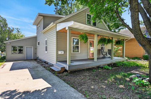 415 Jefferson St, Alexandria, MN, 56308-1440 | Card Image